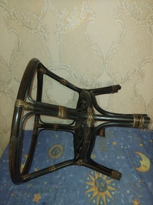 Столик плетёный ссср