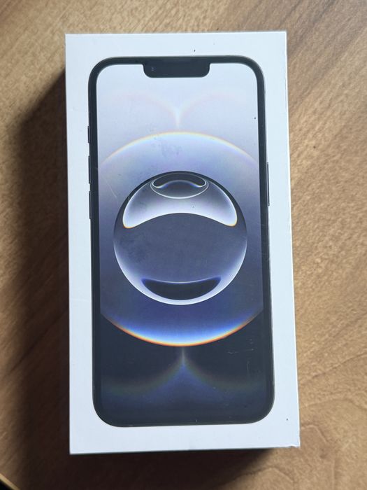 Apple 16 E 128 GB