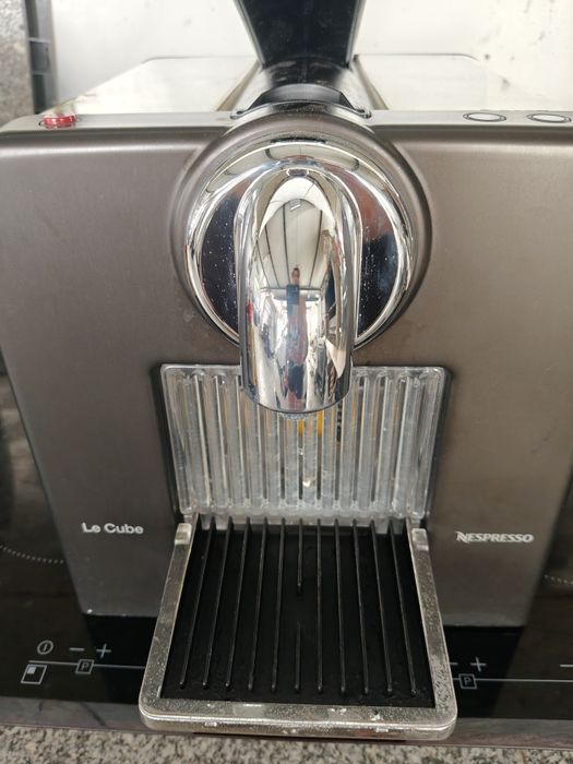 Nespresso Le Cube
