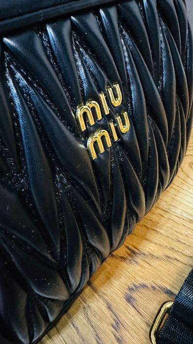 Listonoszka damska MiuMiu czarna nowa