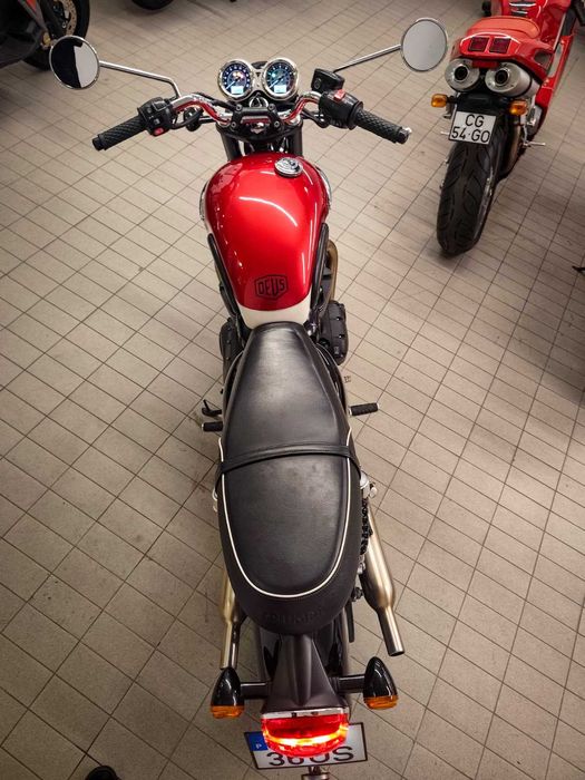 TRIUMPH BONNEVILLE T100 2021