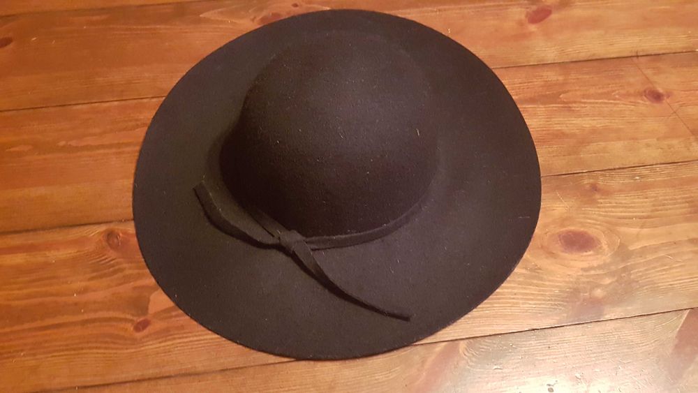 Шляпа фетровая женская