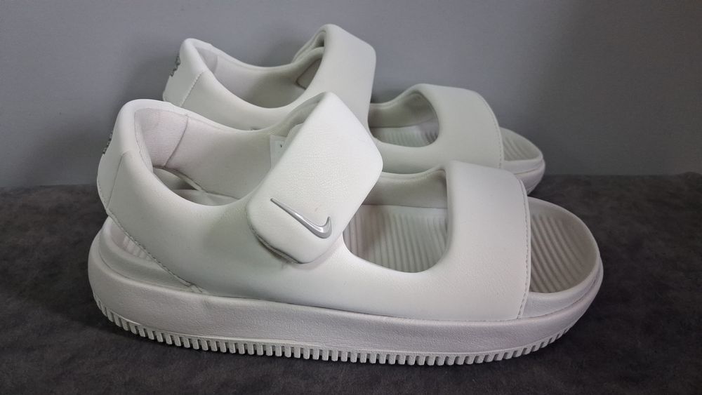 Босоніжки  Nike ,40,5р