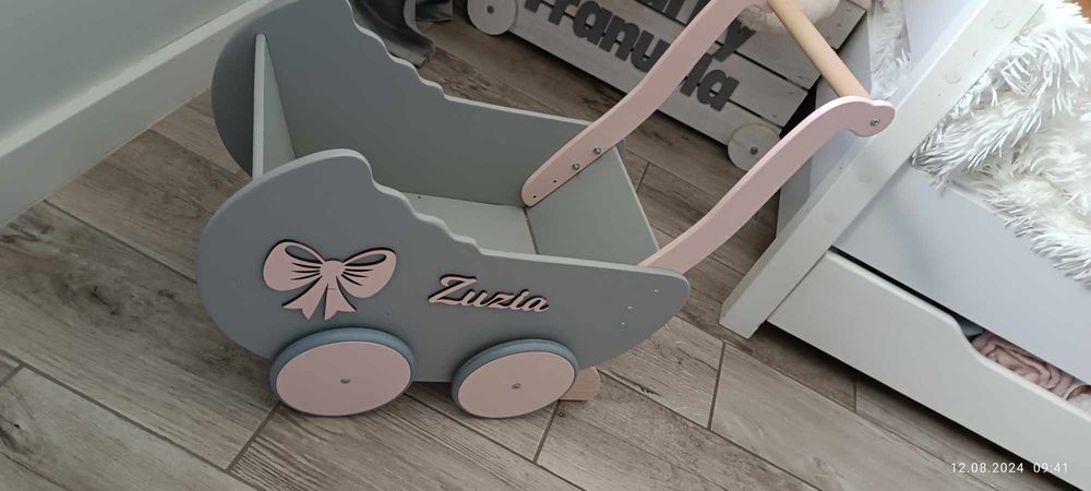 Wózek dla dziewczynki