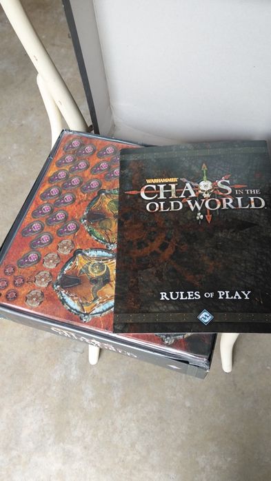 Jogo de tabuleiro Chaos in the old world