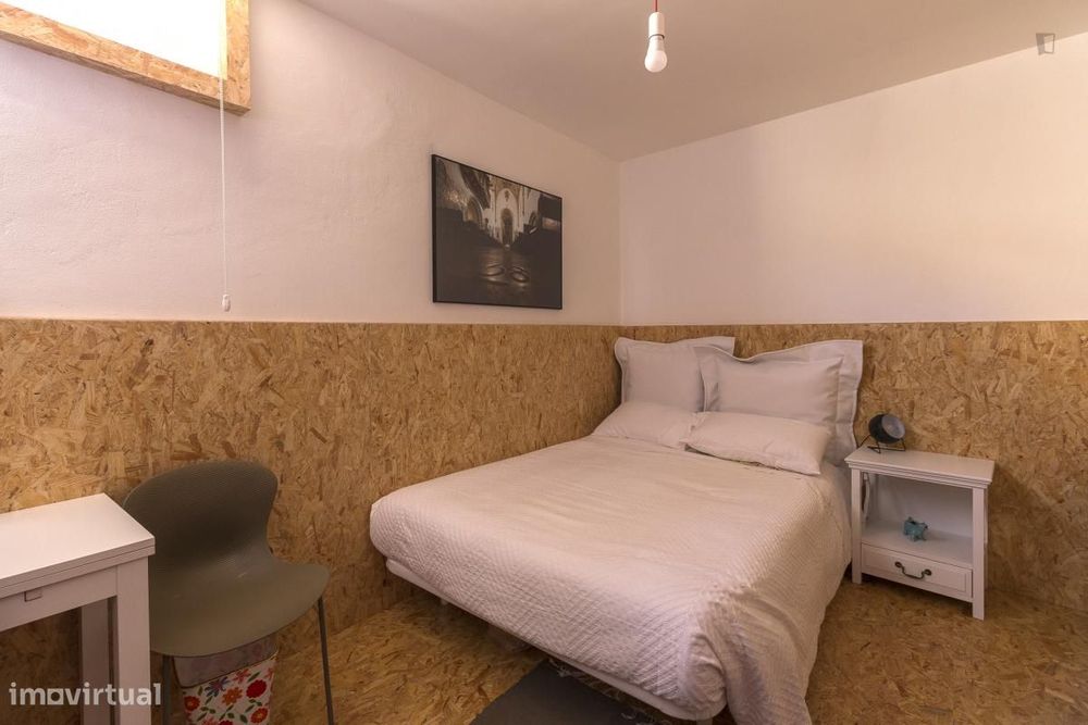 Estúdio - localizado em Baixa Coimbra