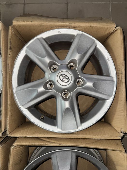 Диски R18 Toyota оригинал 5×150 8J ET30 Prado Land Cruiser