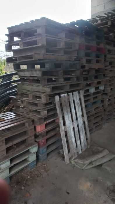 Paletes de madeira usadas