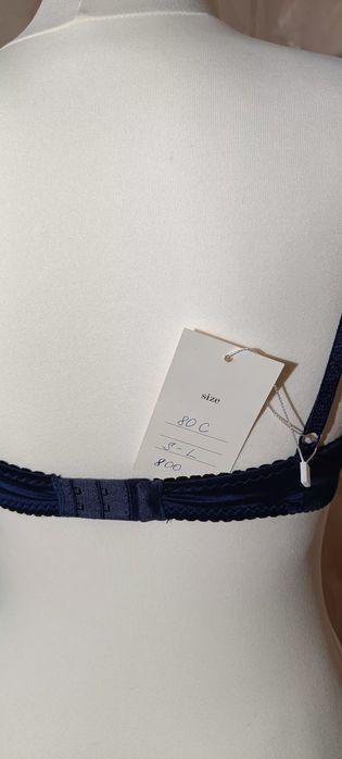 Мереживний бюстгальтер