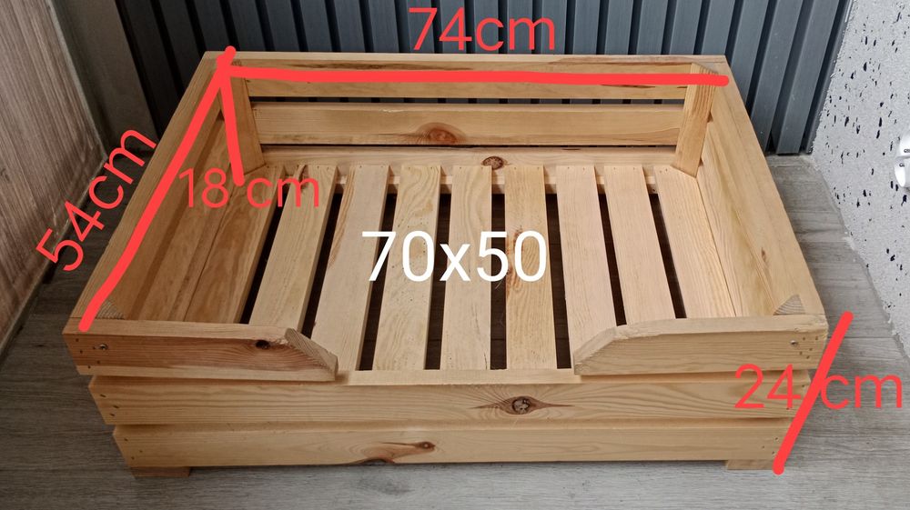 Drewniane legowisko dla psa