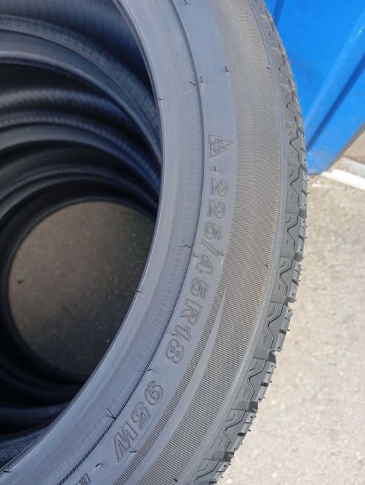 Goodride 225/45 R18 95W XL All Seasons Elite Z-401