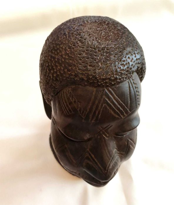 Escultura Ébano Maciço (1.6kg) Moçambique - Certificada / Galeria