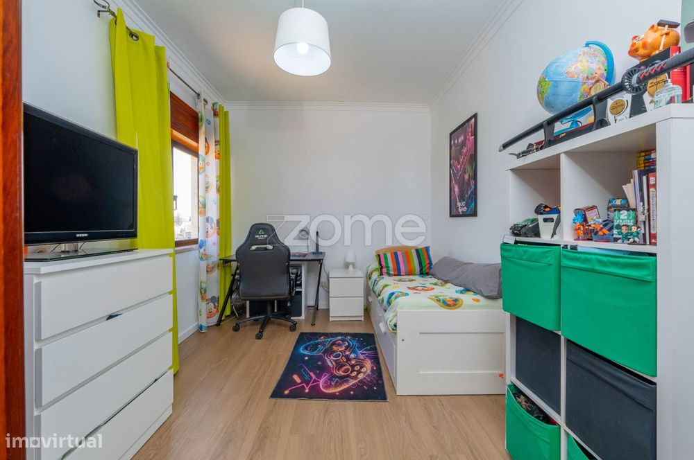 Apartamento T3 na Torre da Marinha, Seixal