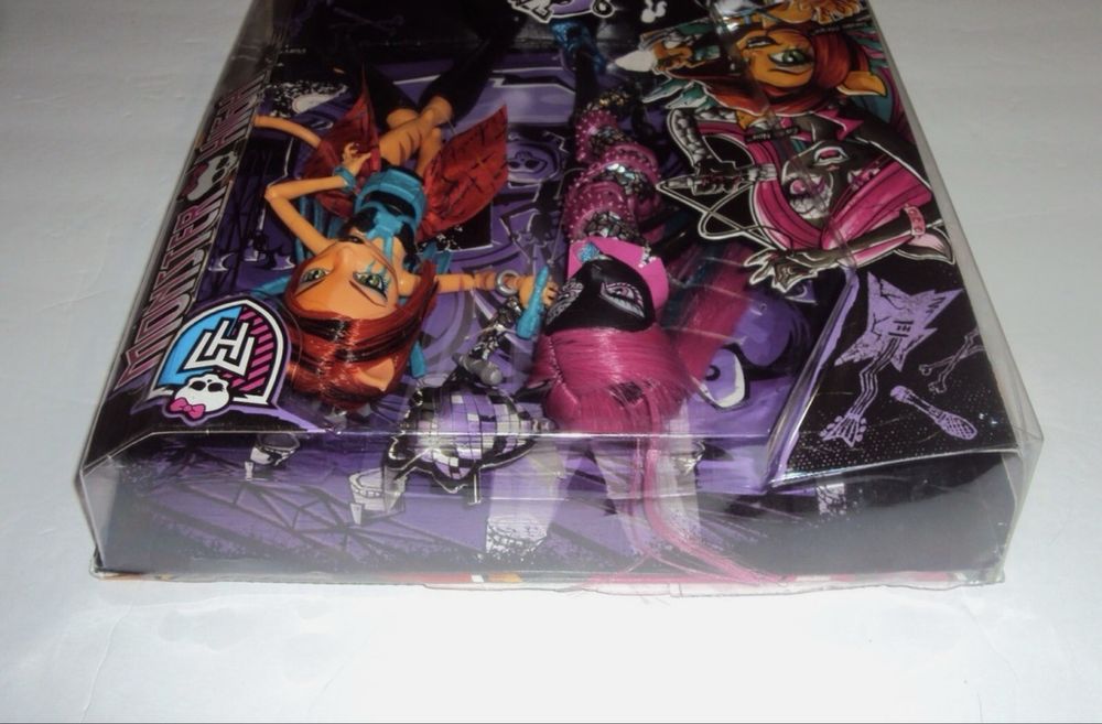 Monster High Fierce Rockers  Catty & Toralei