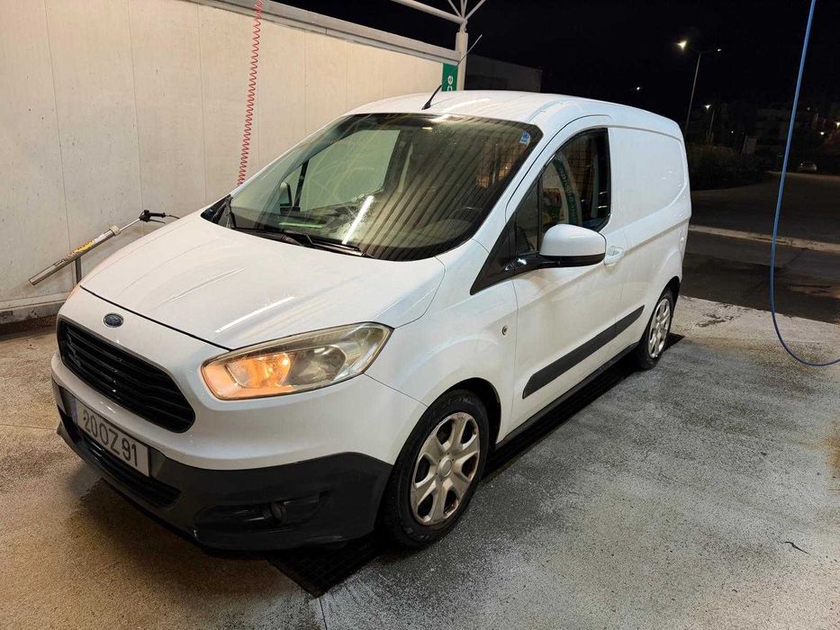 Ford Transit courier