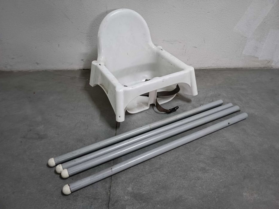 Cadeira alta para bebé IKEA
