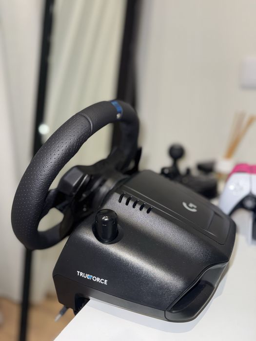 LOGITECH G923 / Pedais / Shifter