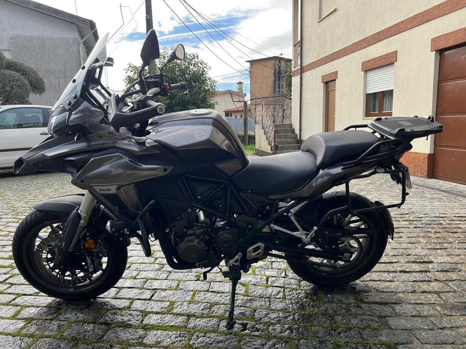 Benelli TRK 502 c/malas