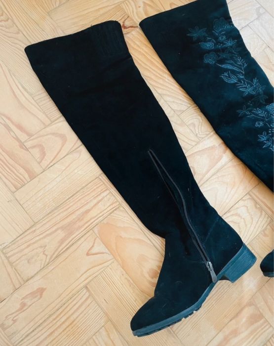 Botas acima do joelho pretas 36