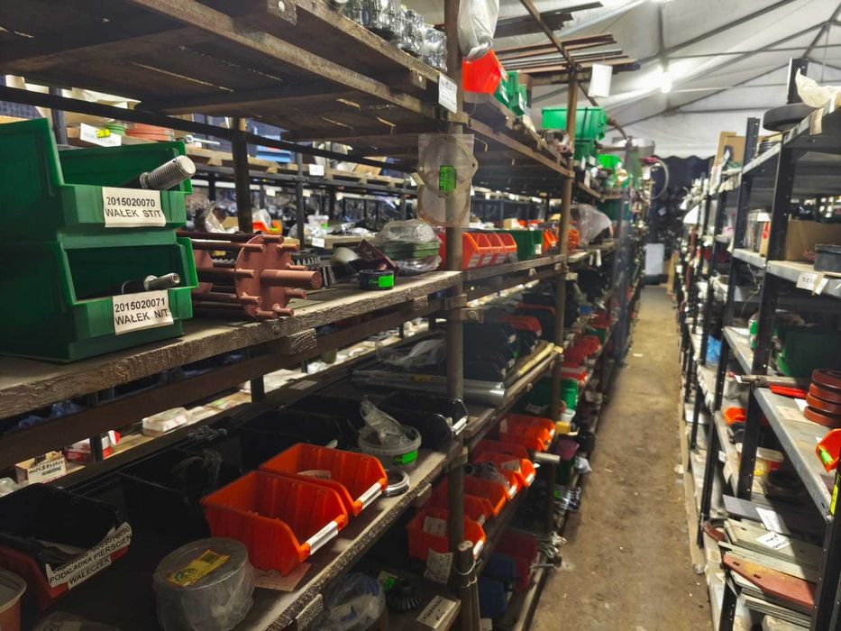 części ciągnik Escort 335, 450 LIKWIDACJA magazynu