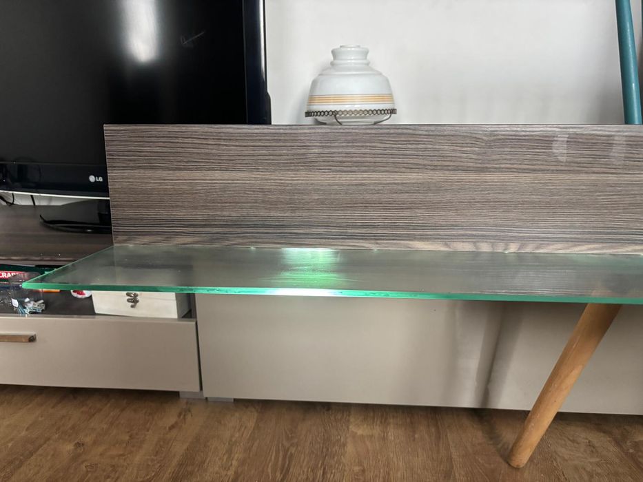 Sprzedam meble do salonu.