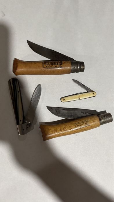 Quatro canivetes, Opinel e outros