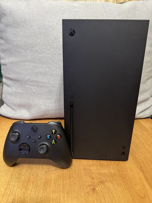 Xbox series x w swietnym stanie