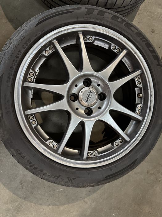 Диски 4х100 R17 DOTZ + гума літо 205/50 r17