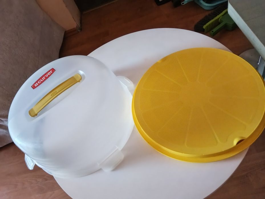 Pojemnik na ciasto jedzenie