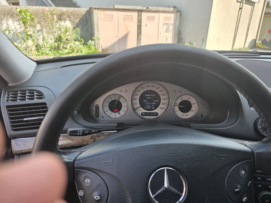 Mercedes E270 2005