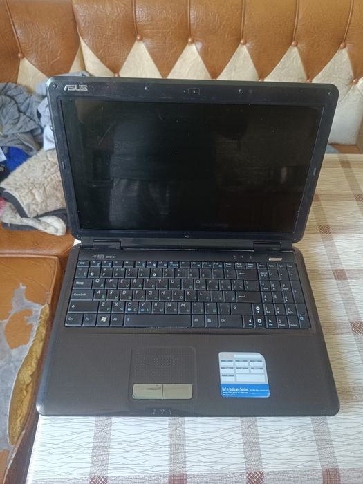 ноутбук ASUSK50IJ