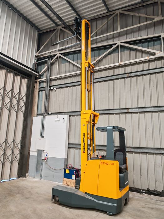 Empilhador Elétrico 4 Caminhos / Lateral Multidirecional Jungheinrich