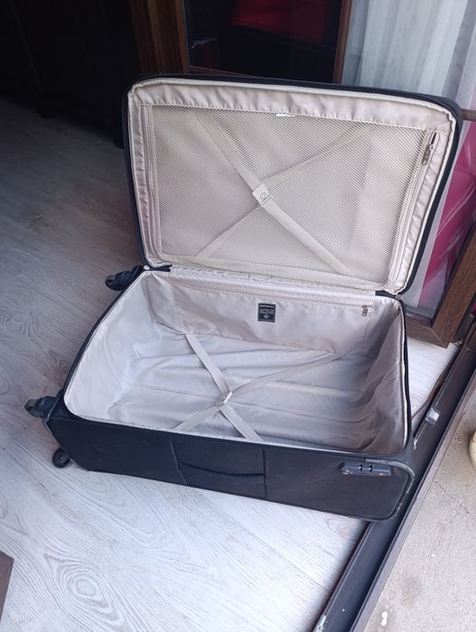 Walizka Samsonite base bost