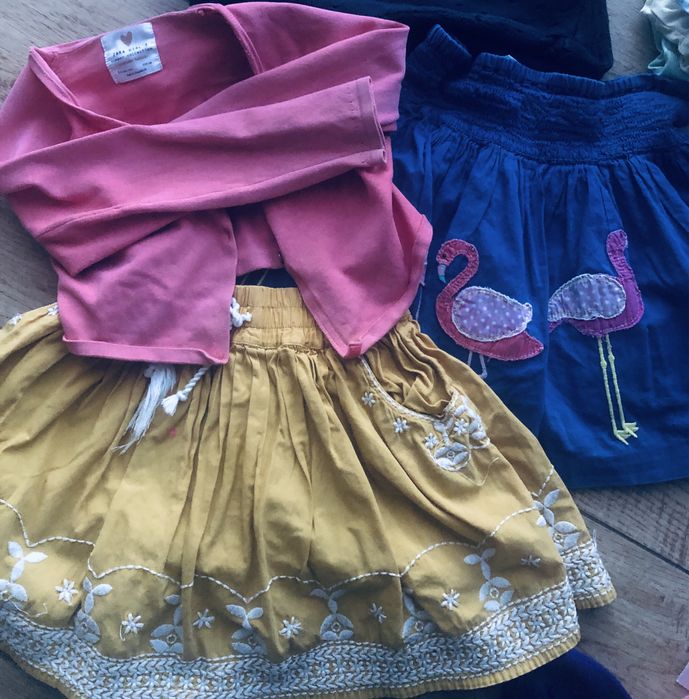 Sweter i dwie spódnice r. 116