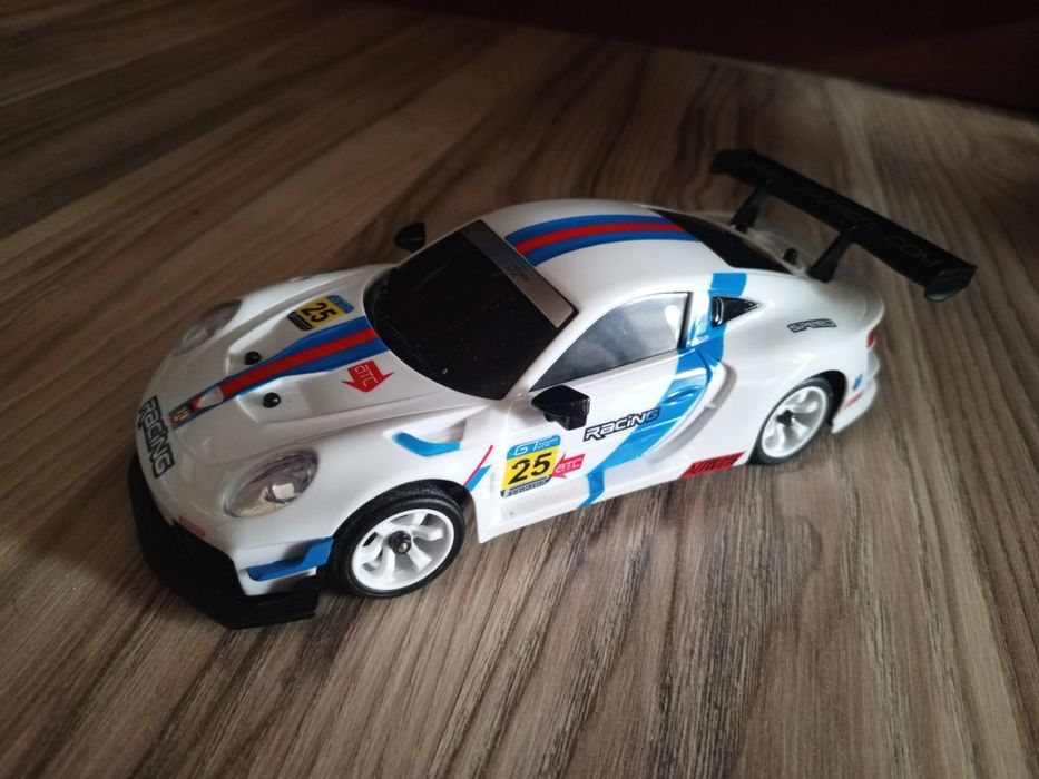 Samochód sterowany RC
