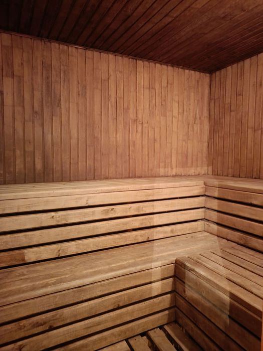 Продам гостьовий комплекс з сауною, басейном с.Войнівка