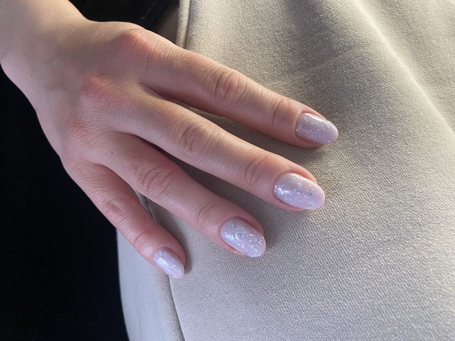 манікюр/педикюр з покриттям та укріпленням