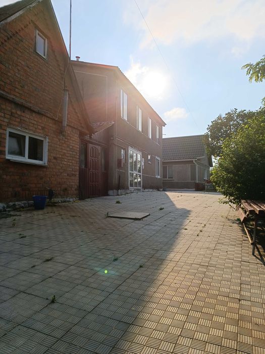 Продам будинок в хорошому стані!