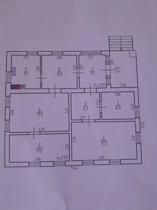 Продам два будинки на одній ділянкі.