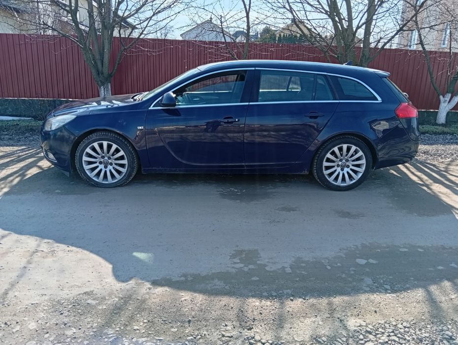Продам opel insignia