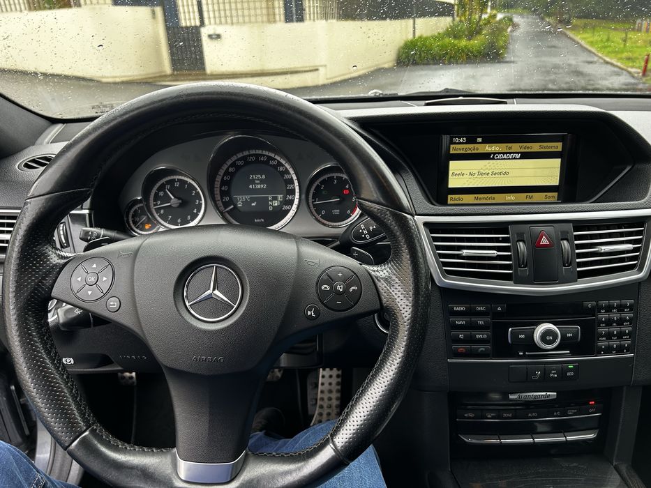 Mercedes-Benz E250 CDI ( caixa automática)