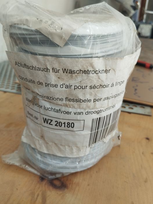 Rura odprowadzająca ciepłe powietrze