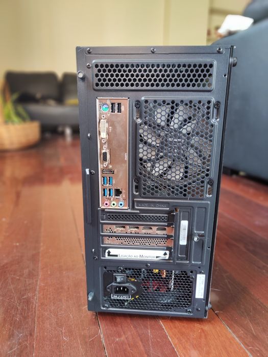 PC Gaming Ryzen 5 + RX 6600 | 32GB RAM | 1TB SSD | Joga tudo no Ultra