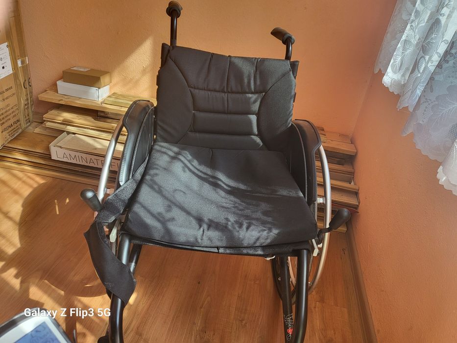 Wózek inwalidzki sprzedam