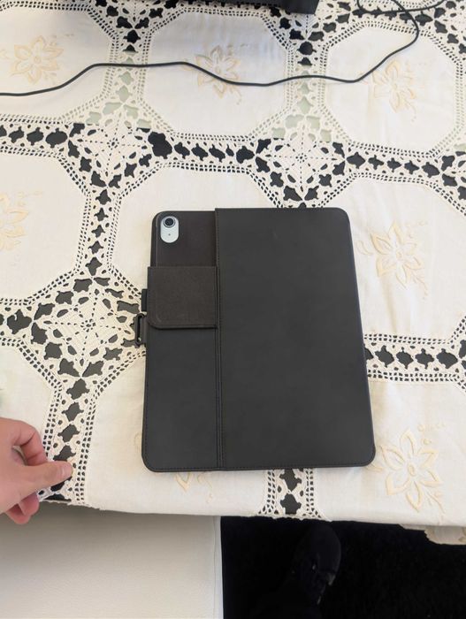 iPad Air 13″ - Como Novo
