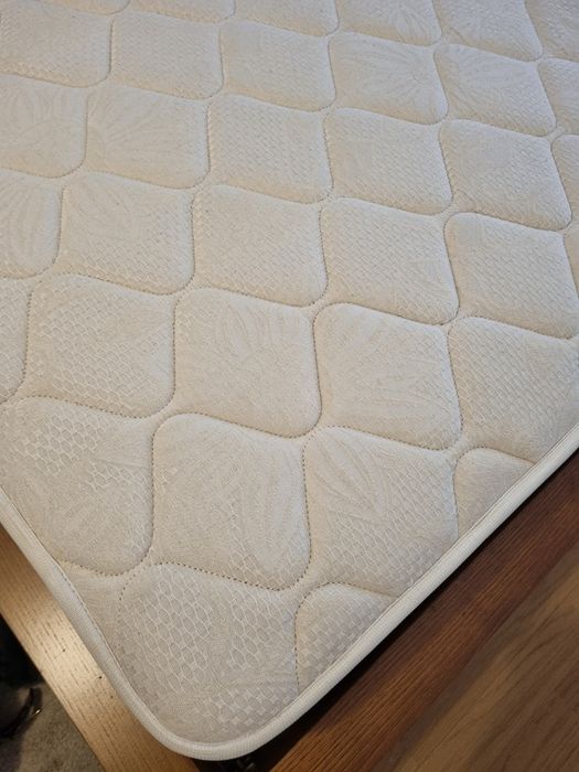 Colchão casal 140x190
