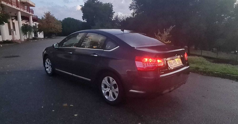 Citroën C5 II (X7) 2009 2.0 - 138cv - 320.000km - TROCO PICK UP + €