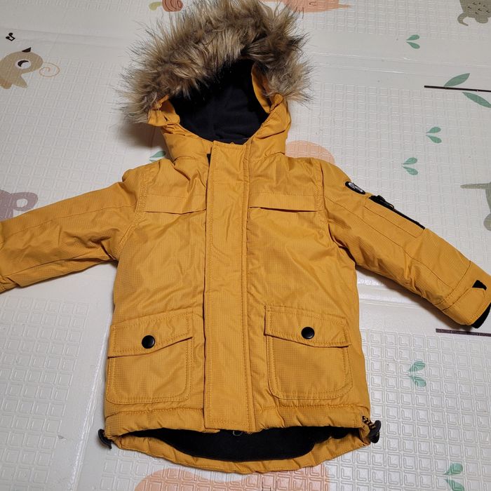 Куртка демі на хлопчика або дівчинку 6-9 місяців (+подарунок речі 74р)