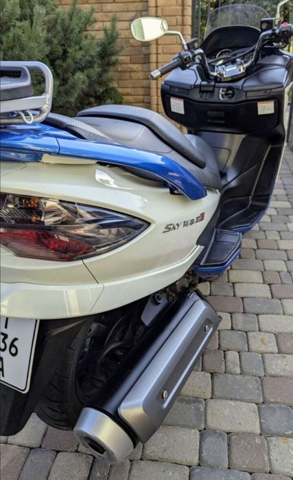 Suzuki Skywave 250 type S k7