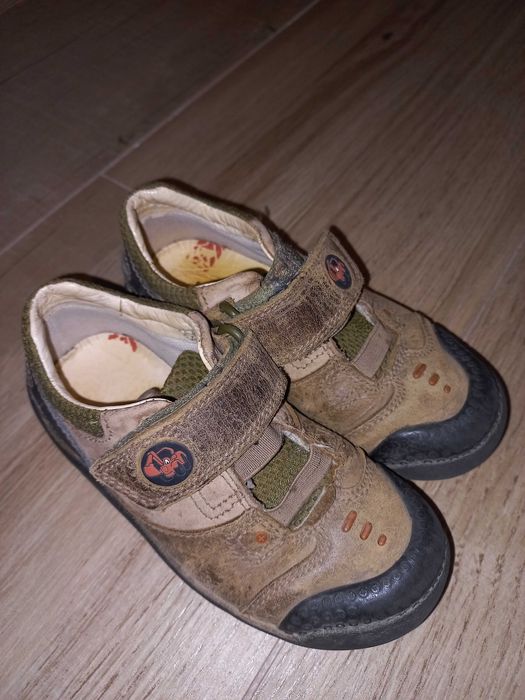 Buty trzewiki przejściowe Clarks r26